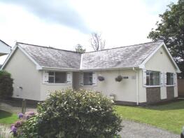 84, Cefn Y Gader, Porthmadog LL49 9YS