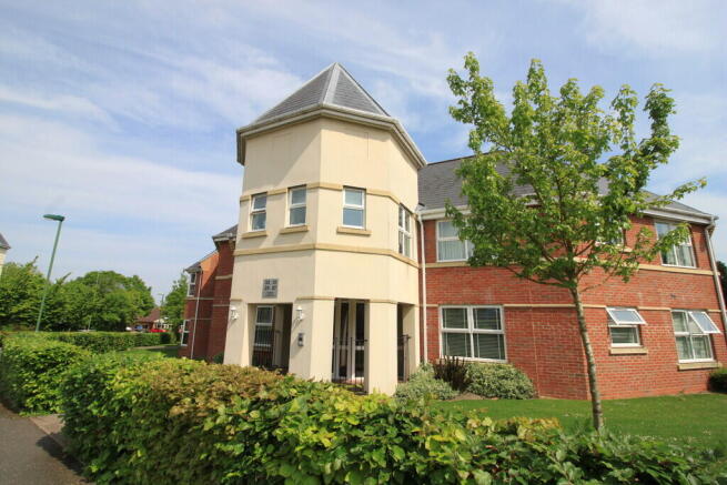 31 Tudor Coppice ...