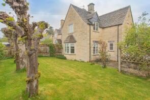 3, Barnsley Place, Cirencester GL7 6QD