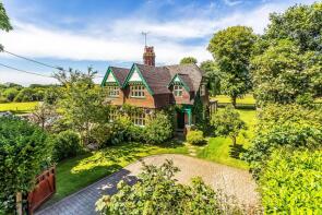 3, Dog Kennel Green, Ranmore Common, Dorking RH5 6SS