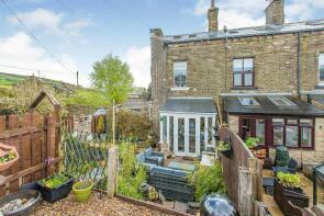4 Pinfold Cottage, North View, Black Hill, Pecket Well, Hebden Bridge HX7 8QT