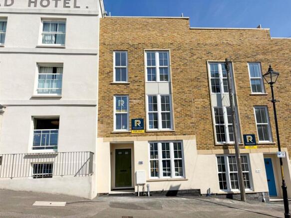 10a-16 Fort Road, Margate
