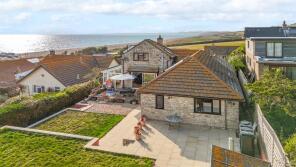 Haliki, Beach Road, Dorchester DT2 9DG
