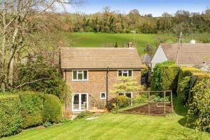 Yew Tree Cottage, Winchester Road, Langrish, Petersfield GU32 1RB