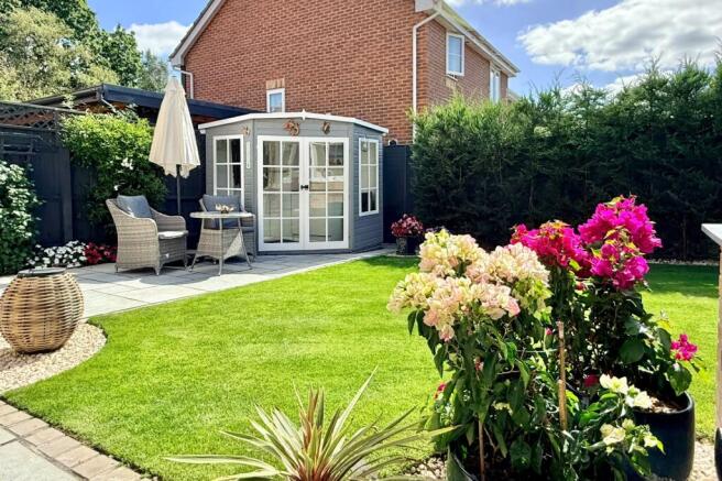 Hillmeadow Road (7)