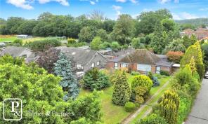 Greensleeves, Folly Lane, Copdock, Copdock And Washbrook IP8 3JQ