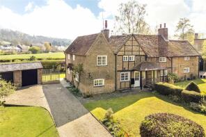 2, Church Cottages, Station Road, Aldbury, Tring HP23 5RS