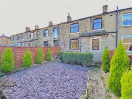 5, Lake View, Armitage Bridge, Huddersfield HD4 7NX