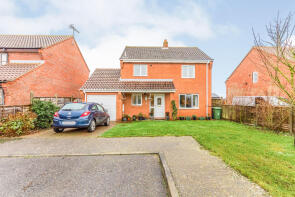 8, Hall Close, Holt NR25 6PW