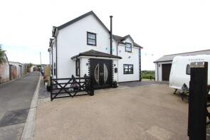 New House, Edmondstown Road, Edmondstown, Tonypandy CF40 1NW