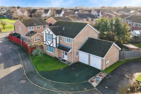 Lander Close, Milton, Cambridge, Cambridgeshire, CB24
