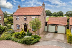 59, Maypole Gardens, Cawood, Selby YO8 3TG