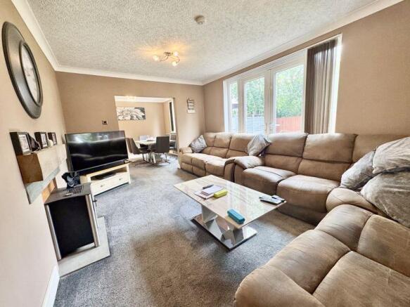 Lounge 2