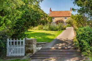 Gurtof House, Boltby Village, Boltby YO7 2DY