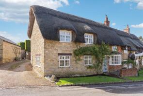 Hill Pines, Common Street, Olney MK46 5AR