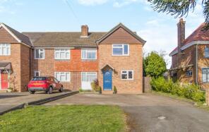 Dromara, Chalfont Avenue, Amersham HP6 6RF