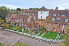 6, Samford Court, Lemons Hill, Ipswich IP9 2NQ