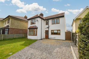 6, Beeston Common, Sheringham NR26 8ES