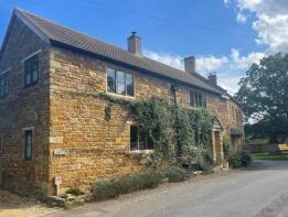 Brown House, Little Compton Road, Moreton-in-marsh GL56 0PJ