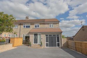 47, Stanchester Way, Curry Rivel, Langport TA10 0PU