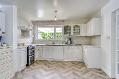 Inverclyde Road, Lower Parkstone, Poole, BH14