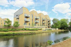 18, Rowlock House, Trout Road, West Drayton UB7 7FX