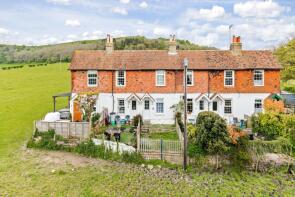 8, Peene Cottages, Newington Road, Folkestone CT18 8BB