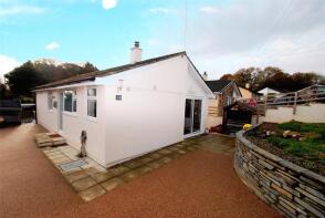 18, St Michaels Close, Lawhitton, Launceston PL15 9NF