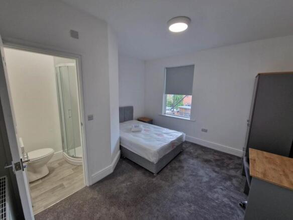 Bedroom 2 (1)