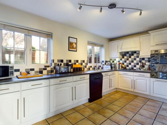 Kitchen/Breakfast Room