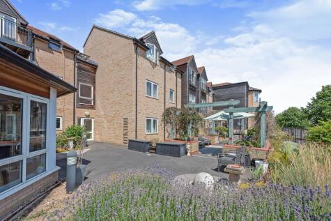 Airfield Road, Bury St. Edmunds, IP32