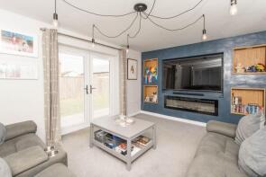 12, Poplar Heights, Chesterfield S44 5FN