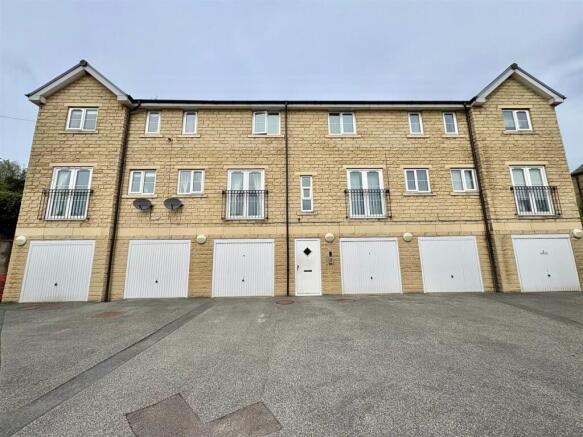 Bramleys Estate Agents - Longley Gardens, Greetlan