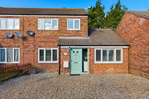 35, Boleyn Way, Boreham, Chelmsford CM3 3JJ