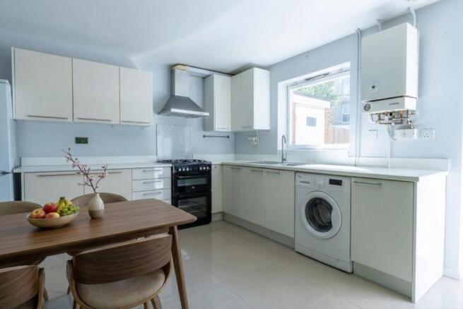 Kitchen/Dining area