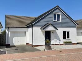 43, Carvinack Meadows, Truro TR4 9FJ