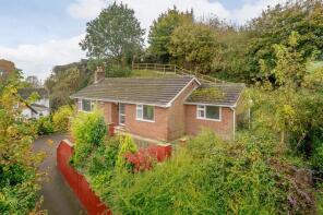 Tree Tops Bungalow, Eaton Lane, Rushton, Tarporley CW6 9AG