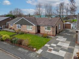 39, Oakdene Avenue, Woolston, Warrington WA1 4NU