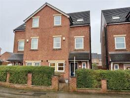 27d Wayside, Barleyhill Road, Garforth, Leeds LS25 1DX