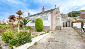 19, Orchard Grove, Mochdre, Colwyn Bay LL28 5AH