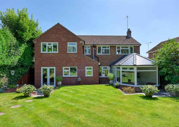 16 Torvale Road-02.jpg