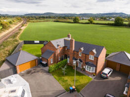 38, Hill Garth Road, Newton By Tattenhall, Chester CH3 9FW