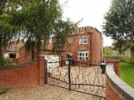 Larchdale, Thorne Road, Doncaster DN8 5TB