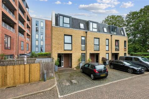 Lawrence Road, London, N15