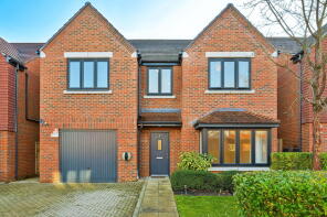 3, Kent Mews, Chertsey KT16 0SD