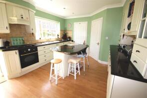 Laurel House, Main Road, Selby YO8 6PR
