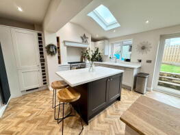 35, The Willows, Oxspring, Sheffield S36 8ZZ