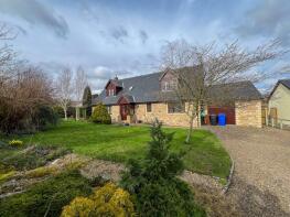 5, Croft Gardens, Cornhill-on-tweed TD12 4ST