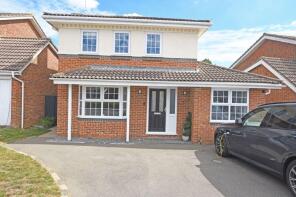 2, Baron Close, Maidstone ME14 4PZ