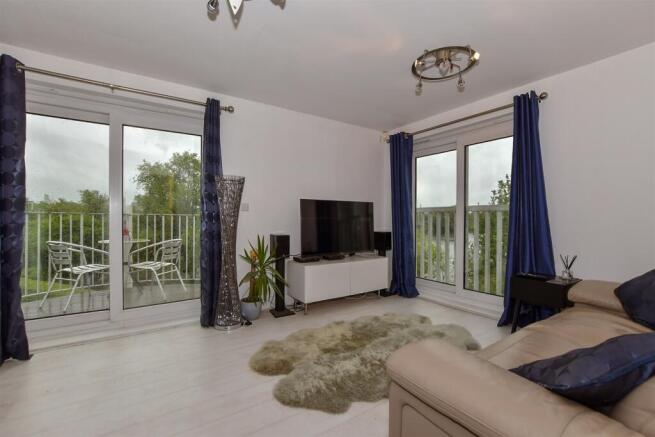 Kitchen/Living Area